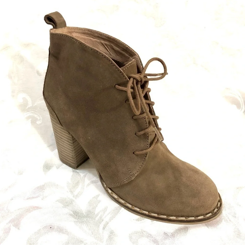 Seychelles by Anthropologie Laced Leather Bootie “Tower” Block Heels Tan sz 8.5
